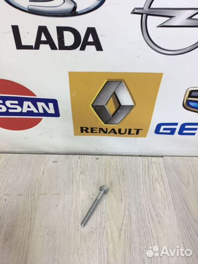 Болт Renault megane 2 Прав