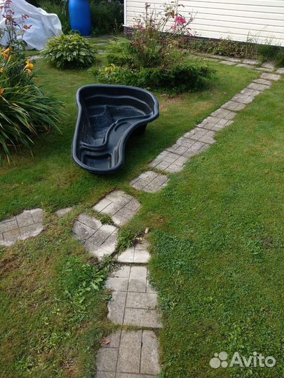 Садовый прудик -декоративный