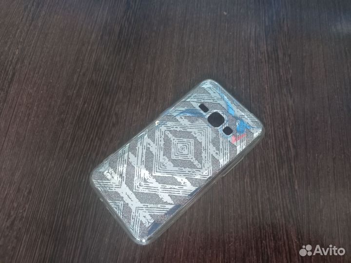 Чехол на телефон Samsung J1