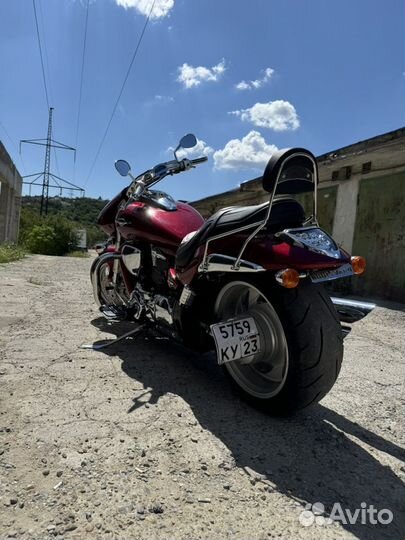 Suzuki Boulevard m109r