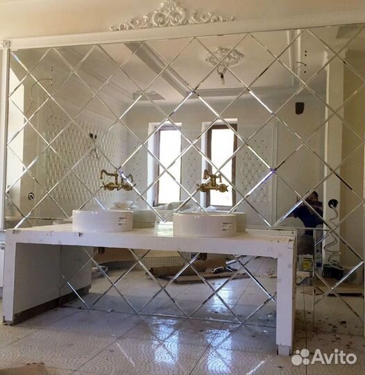 Панно из зеркальной плитки с фацетом