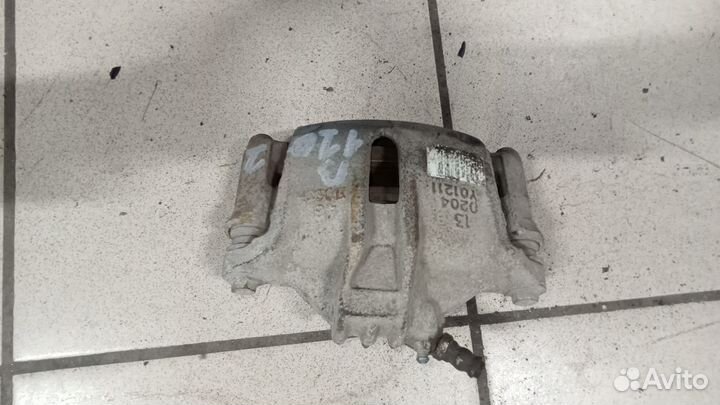 Суппорт передний правый Пежо 206 седан