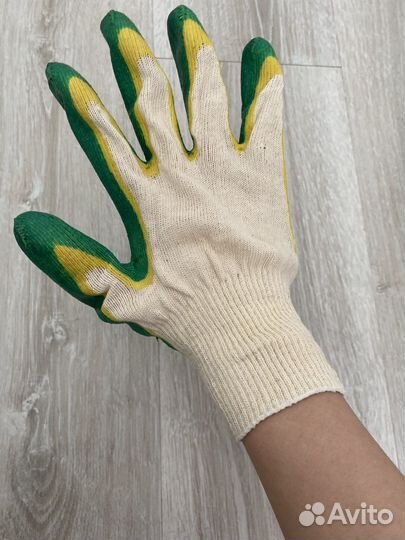 С обливом рабочие перчатки