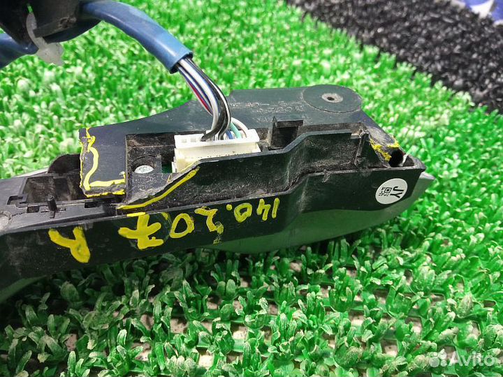 Переключатель на рулевом колесе Toyota Land Cruiser Prado