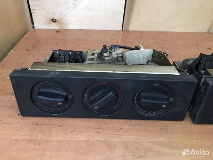 Блок управления печкой Audi 100 C3 Ауди 100 С3