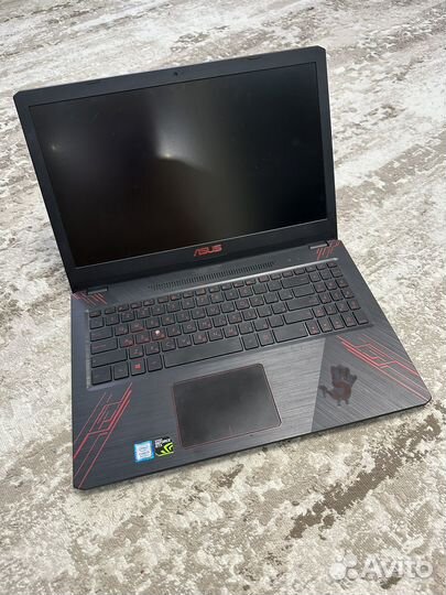 Игровой ноутбук asus