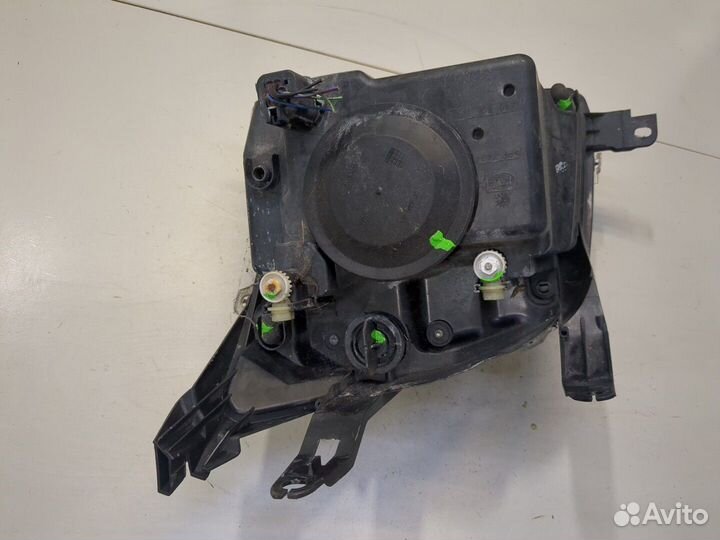 Фара (передняя) Ford Fusion, 2004