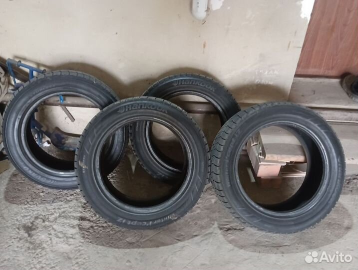 Hankook Winter I'Cept IZ W606 205/55 R16