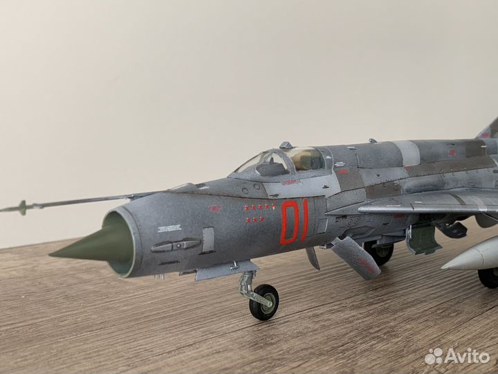 Масштабная модель миг-21