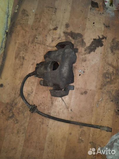 Суппорт правый рено сандеро степвей 2, рено логан