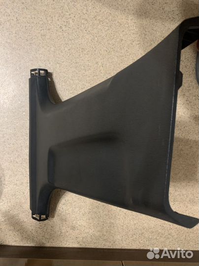 Обшивка центральной стойки левая Kia Optima JF