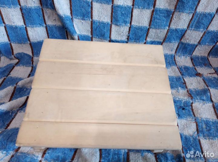 Подставка под ноги при сидении