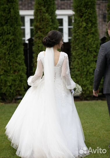 Свадебное платье