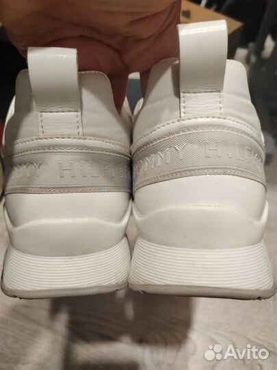 Кроссовки tommy hilfiger 40