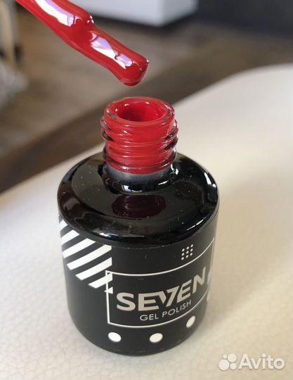 Гель лак для ногтей