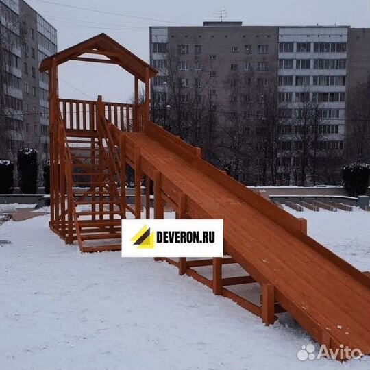 Зимняя горка, деревянная горка