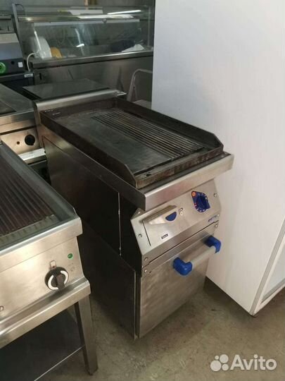 Поверхность жарочная Abat ако-40Н с нижним модулем