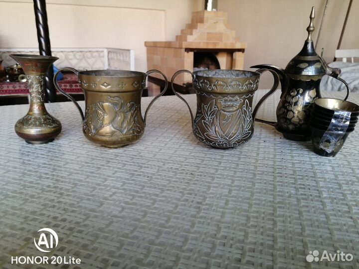 Чаши,посуда,разное медное.По 1000 каждая