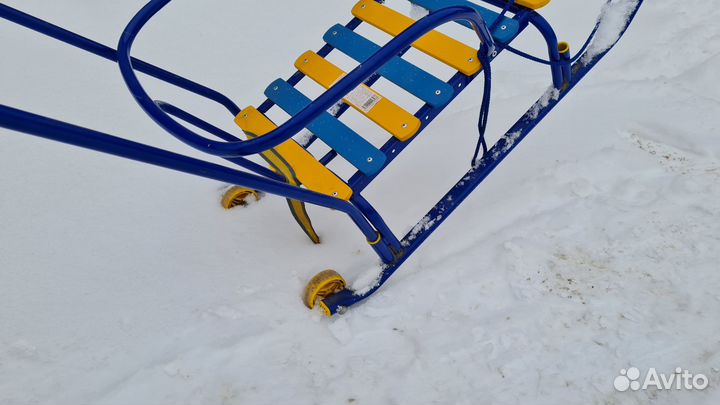 Детские санки с тёплым чехлом