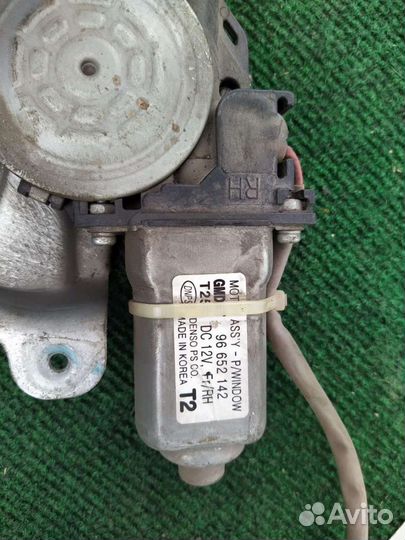 Стеклоподъёмник передний Chevrolet Aveo