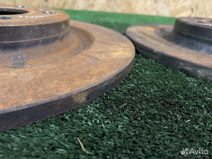 Диск тормозной задний volvo XC40