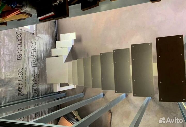 Перила деревянные для лестниц