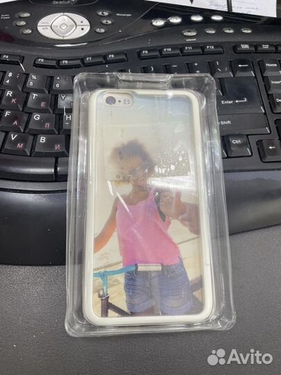 Чехол на iPhone