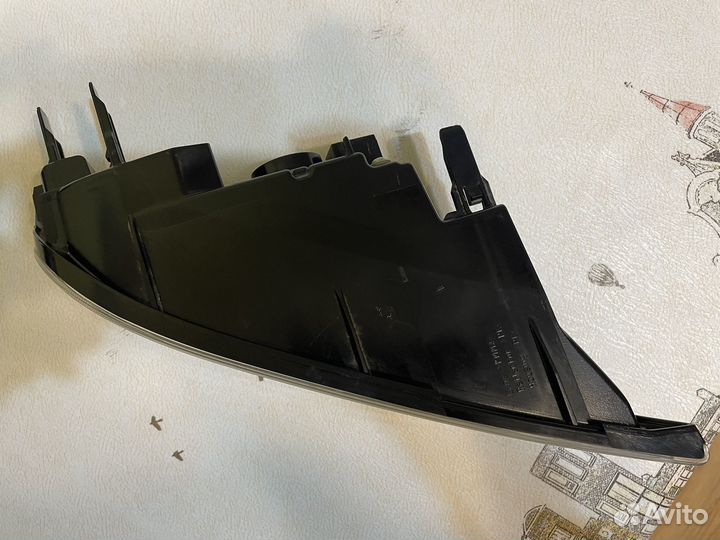 Поворотник правый lexus gx460