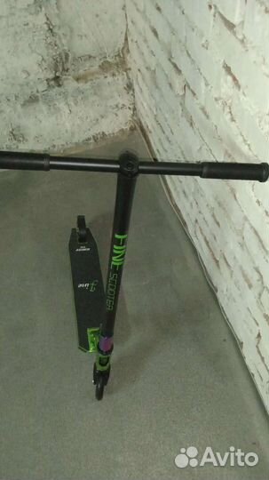 Самокат трюковой HIC