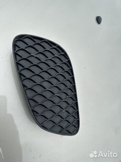 Mercedes glc заглушка бампера левая
