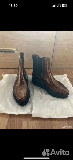 Резиновые сапоги новые