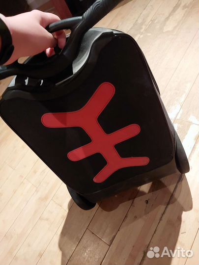 Рюкзак на колесиках