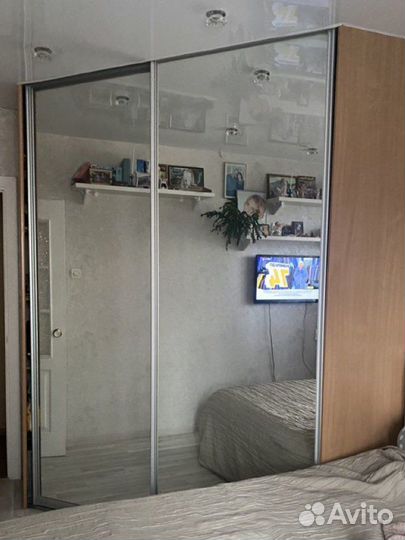 Двери купе зеркальные раздвижные