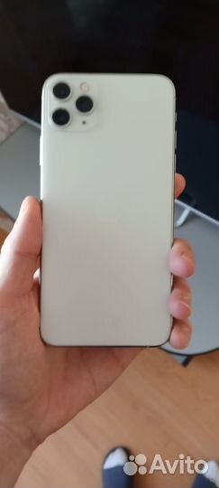 iPhone 11 Pro Max, 64 ГБ