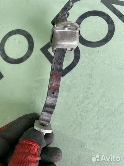 Ограничитель двери задний правый almera g15