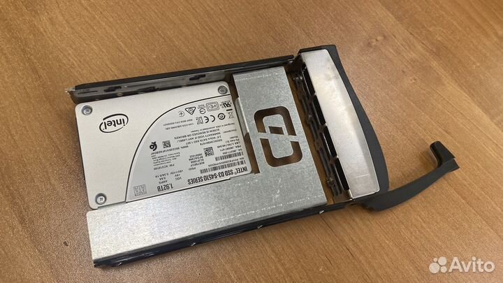 Универсальный адаптер 2,5 3,5 для серверов и пк