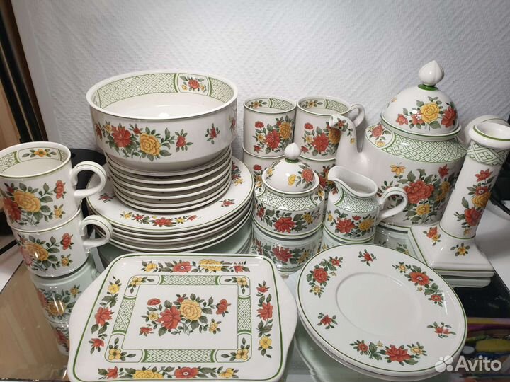 Сервиз Summerday Villerоy&Boсh. Tettau. Германия