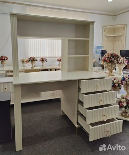 Компютерный стол