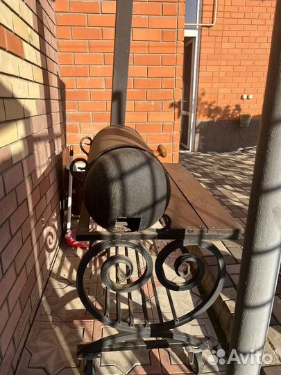 Мангал с крышей