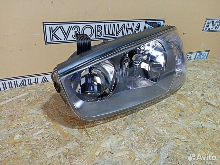 Фара левая Hyundai Elantra XD (00-03г) М/К черная