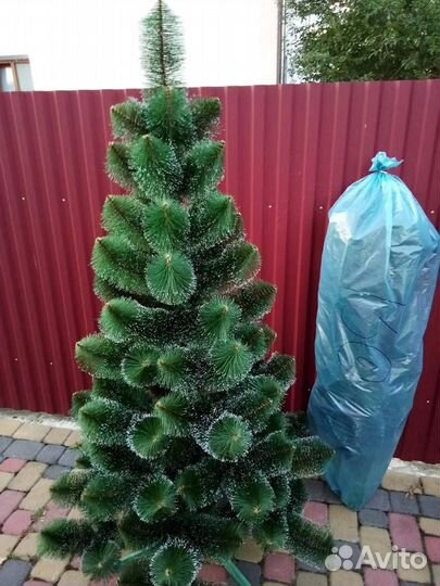 Елка искусственная