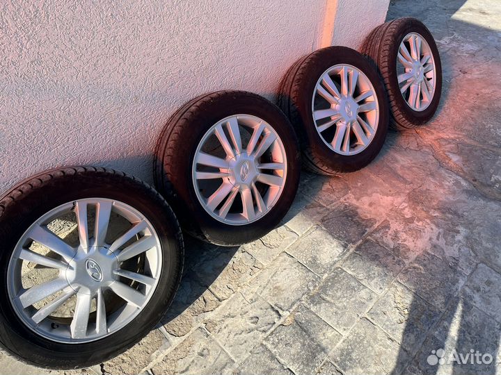 Колеса р 16 на Лада Весту