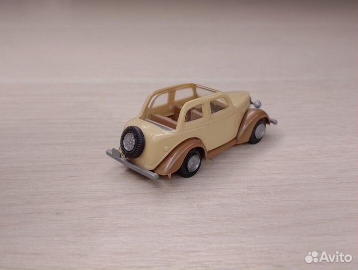A29.2) Ford Eifel (1935-1940) Landole бежевая