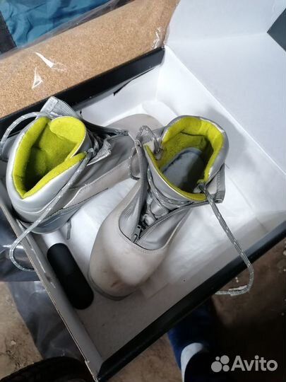 Ботинки лыжные для девочки