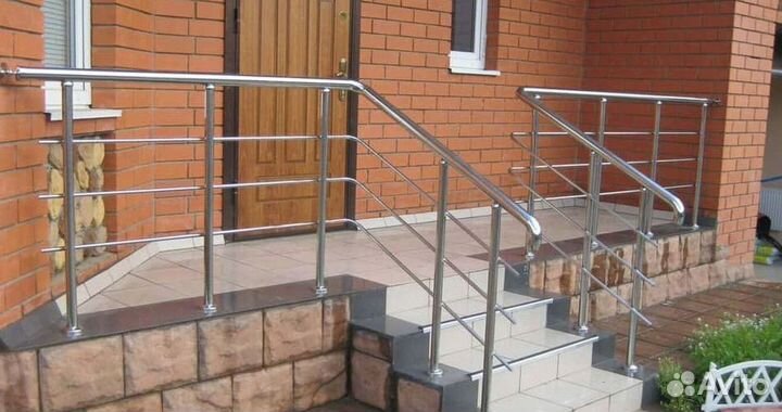 Ограждение из нержавеющей стали с полировкой