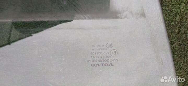 Стекло двери переднее правое Volvo V50 T-5 B5254T7