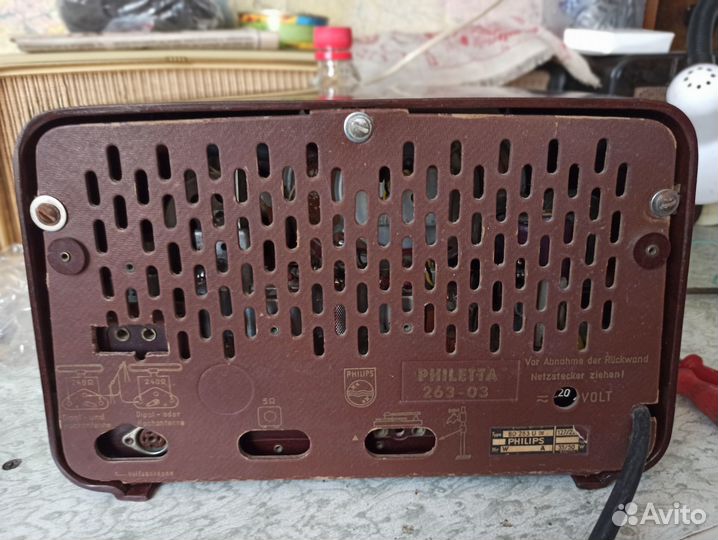 Ламповый радиоприемник Philips Philetta B2D03A