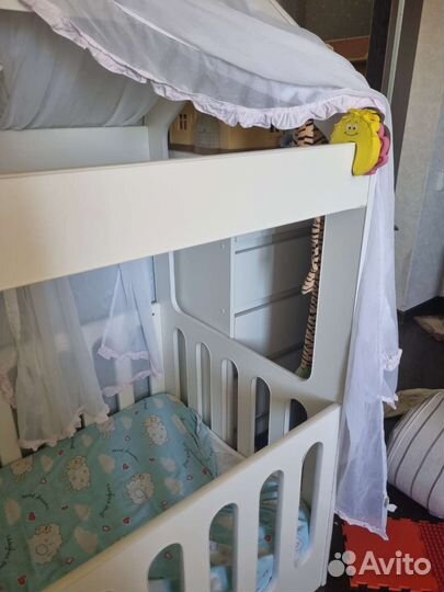 Кровать домик