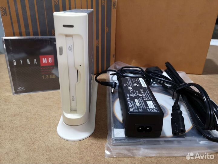 Привод магнитооптический Fujitsu DynaMO 2300 U2