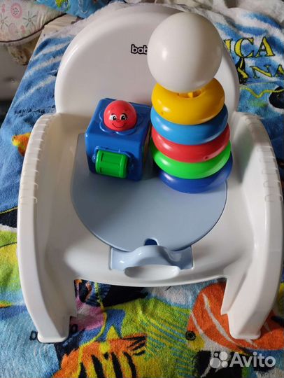 Горшок стульчик и игрушки